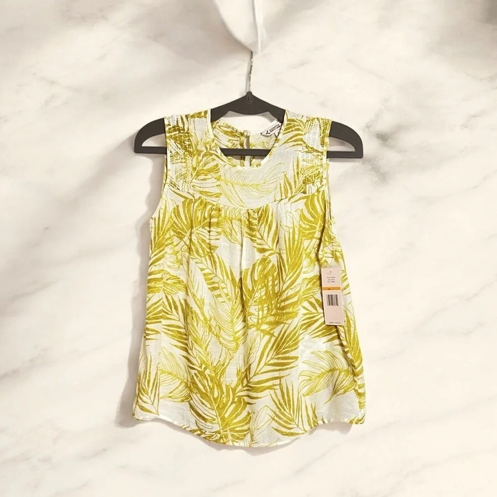 Nanette Lapore Top‎ Sleeveless Palm Tropical Print Blouse